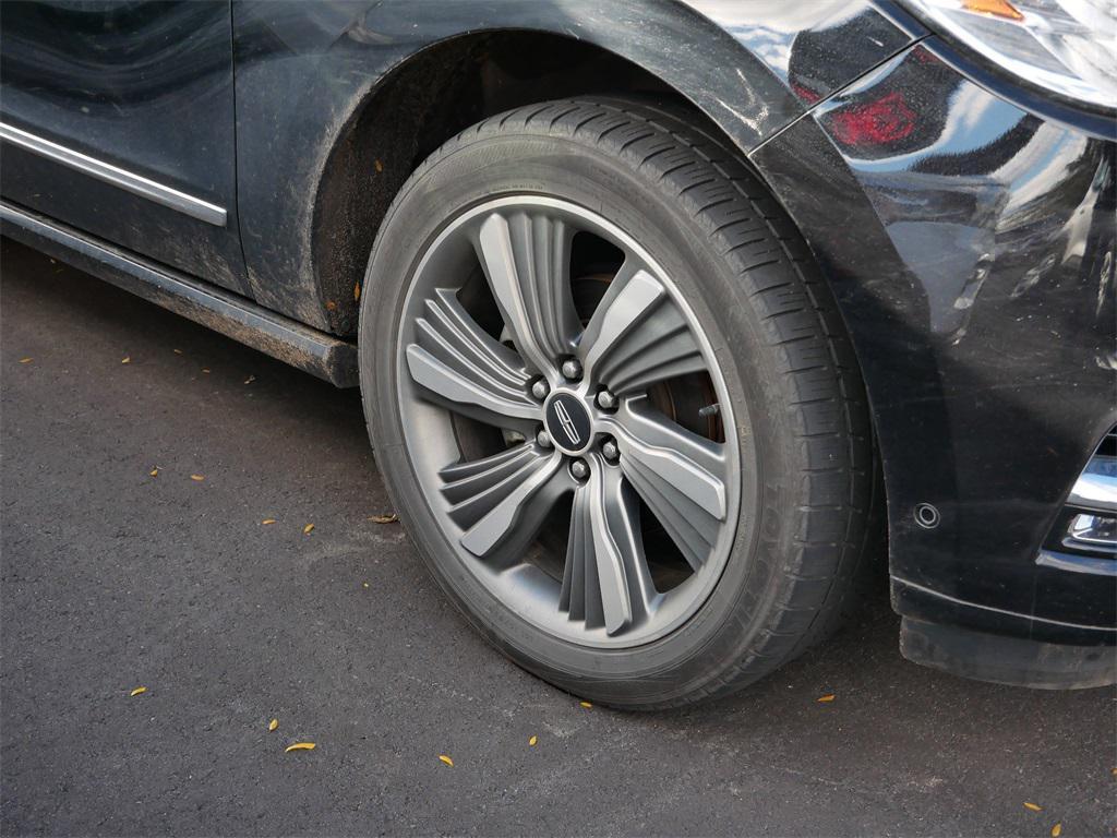 used 2018 Lincoln Navigator car, priced at $31,500