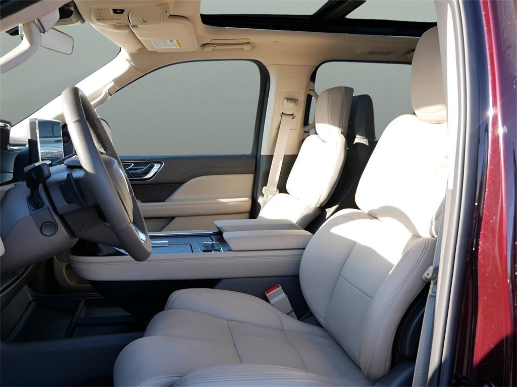 used 2024 Lincoln Navigator car, priced at $77,896