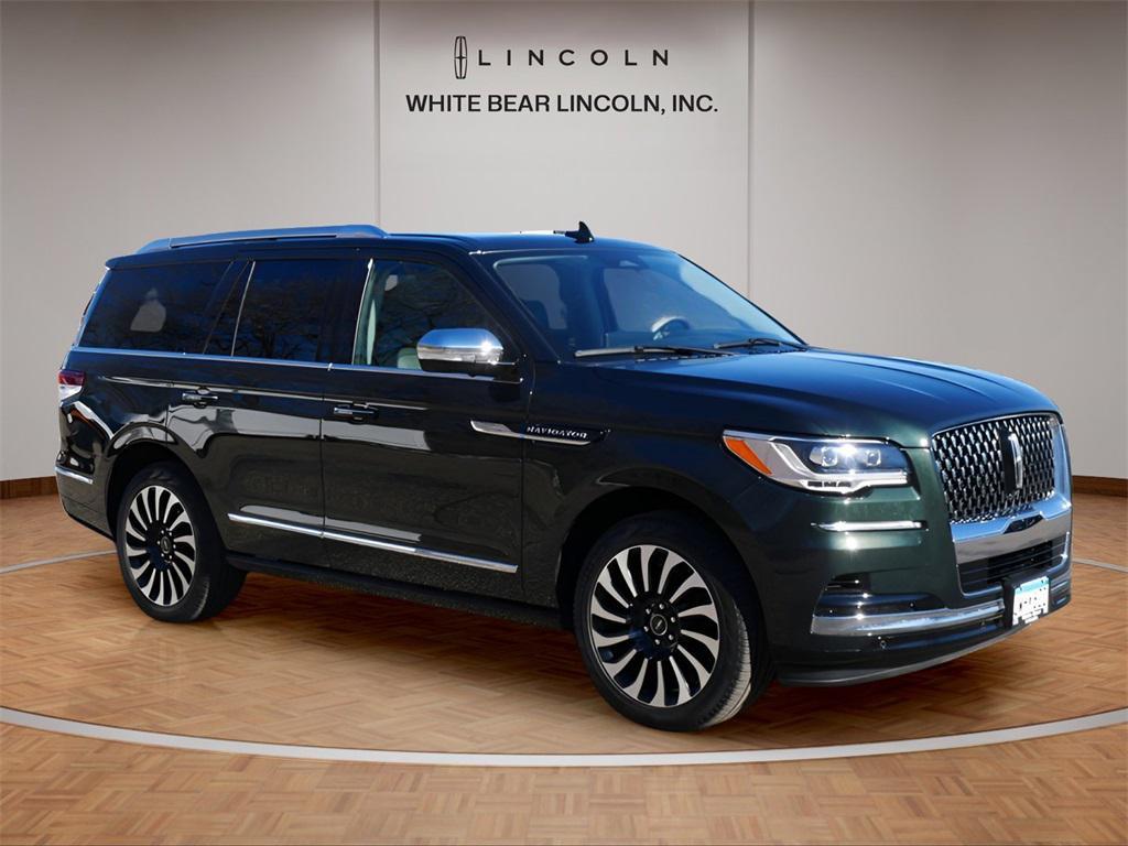 used 2022 Lincoln Navigator car, priced at $64,995
