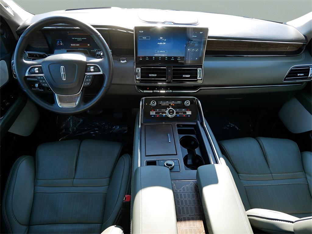 used 2022 Lincoln Navigator car, priced at $64,995