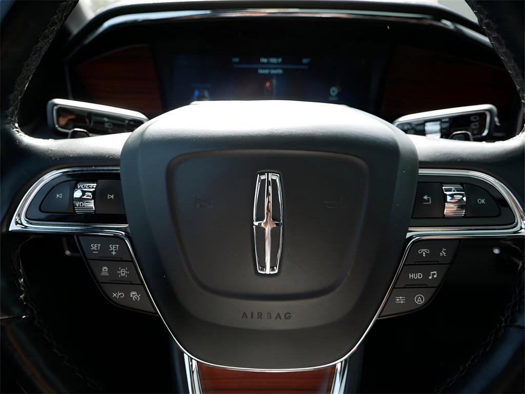 used 2022 Lincoln Navigator car, priced at $48,995