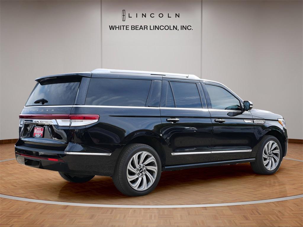 used 2022 Lincoln Navigator car, priced at $48,995