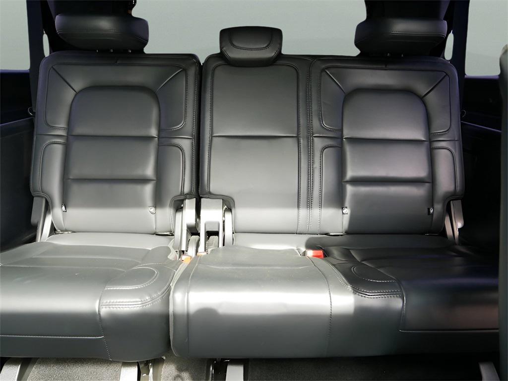 used 2022 Lincoln Navigator car, priced at $48,995