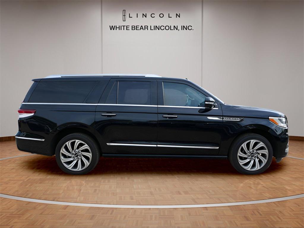 used 2022 Lincoln Navigator car, priced at $48,995