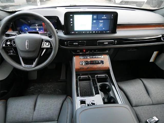 new 2025 Lincoln Aviator car, priced at $89,685
