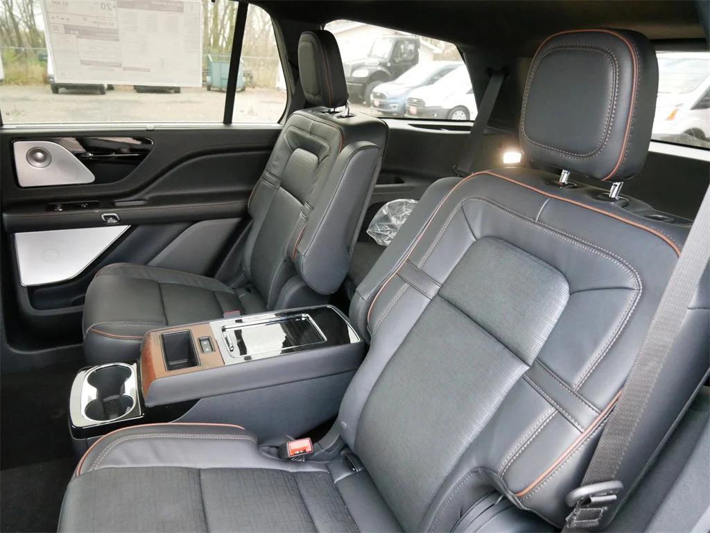 new 2025 Lincoln Aviator car, priced at $89,685