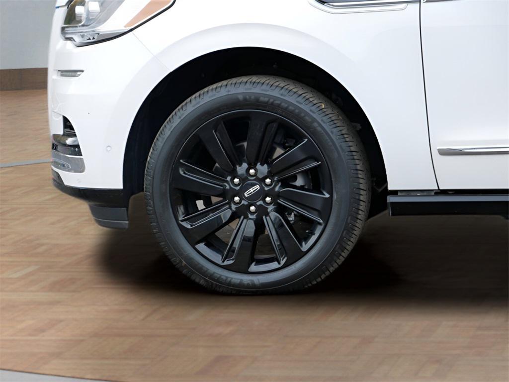 used 2023 Lincoln Navigator car, priced at $73,995