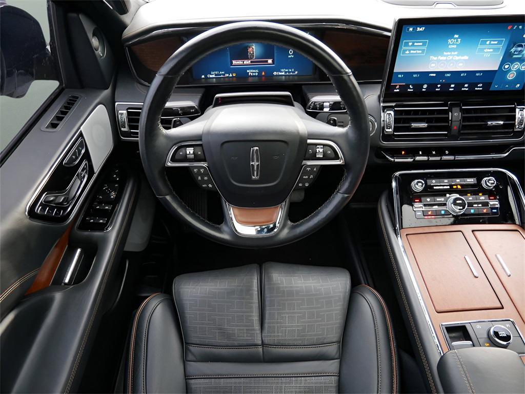 used 2023 Lincoln Navigator car, priced at $73,995