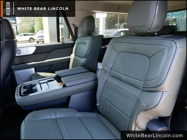 new 2024 Lincoln Navigator car