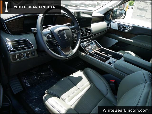 new 2024 Lincoln Navigator car