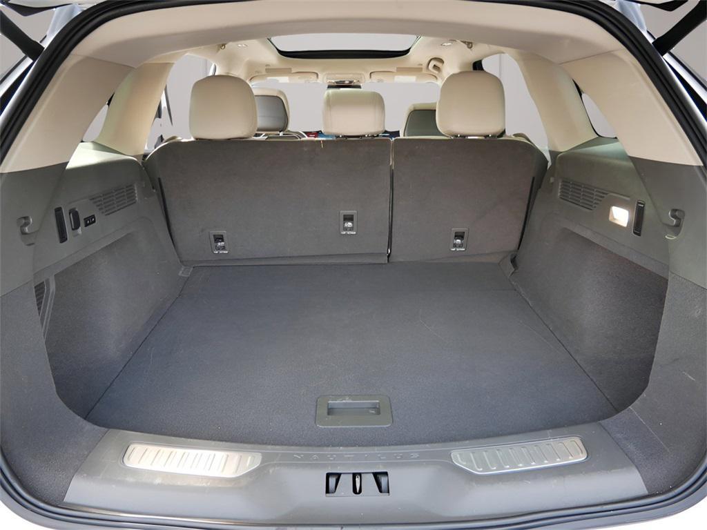 used 2024 Lincoln Nautilus car, priced at $57,995