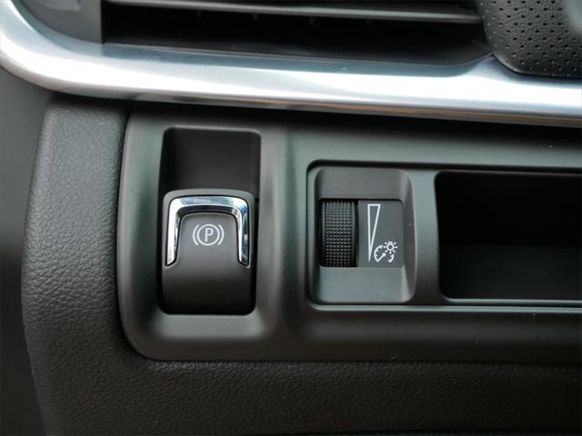 used 2014 Cadillac XTS car, priced at $11,995