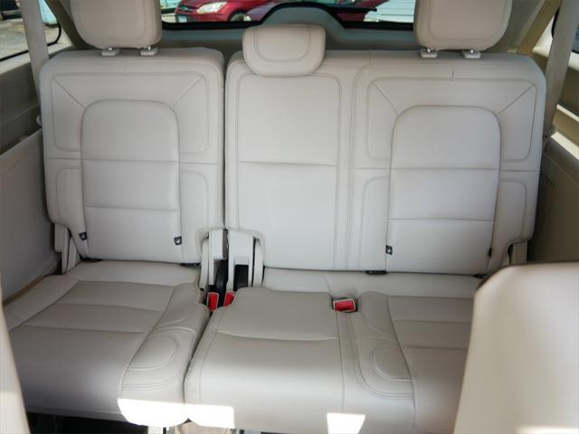 used 2020 Lincoln Navigator car, priced at $36,995