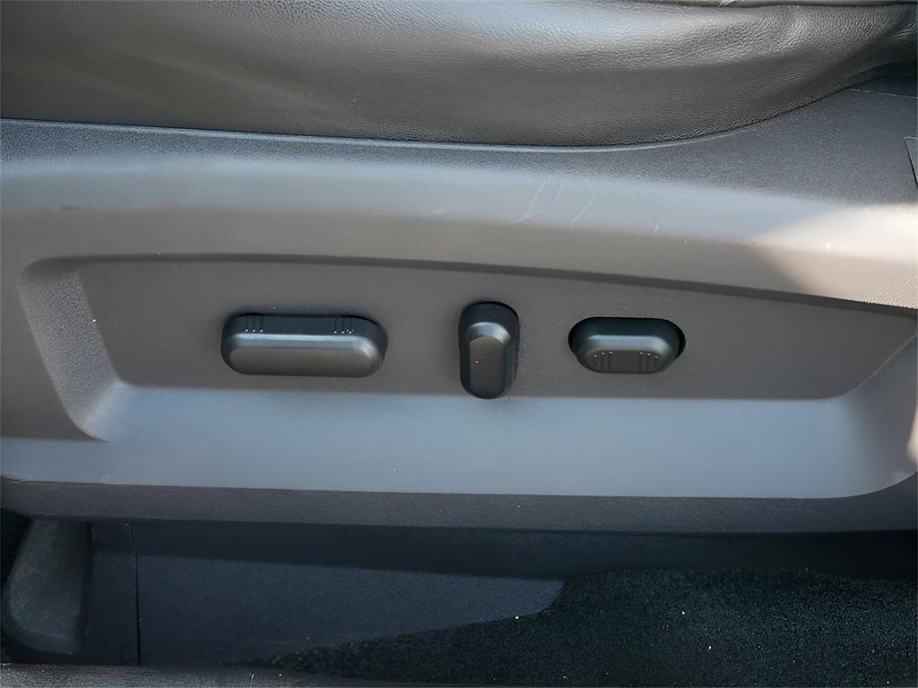 used 2010 Lincoln MKX car, priced at $5,895