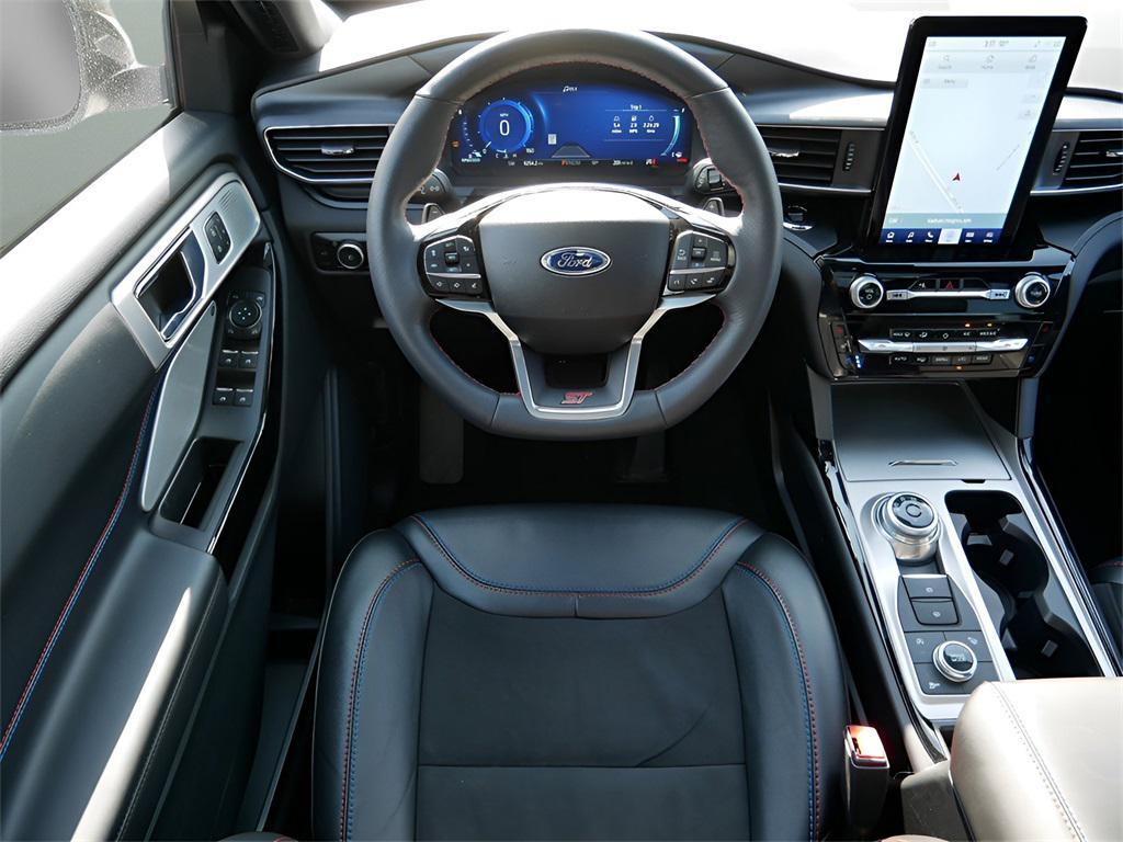 used 2024 Ford Explorer car, priced at $47,995