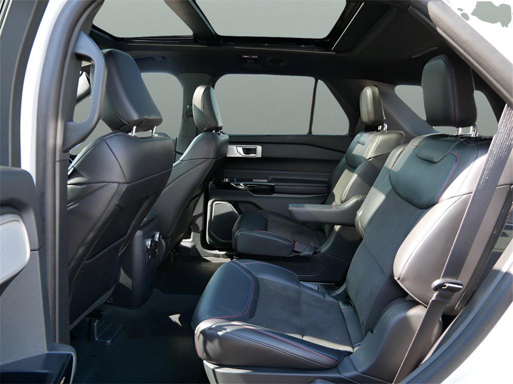 used 2024 Ford Explorer car, priced at $47,995