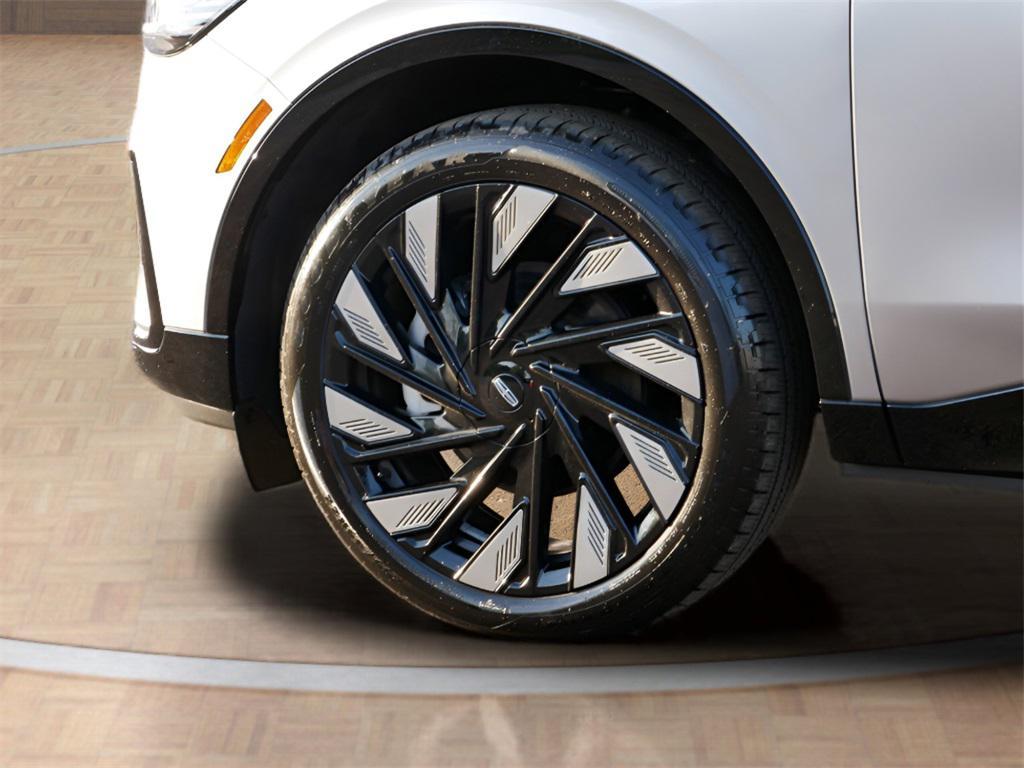 used 2025 Lincoln Nautilus car, priced at $60,995