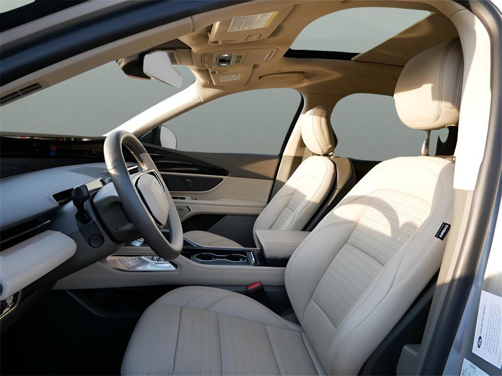 used 2025 Lincoln Nautilus car, priced at $60,995
