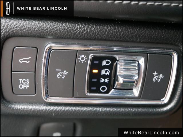 used 2021 Lincoln Nautilus car, priced at $39,995