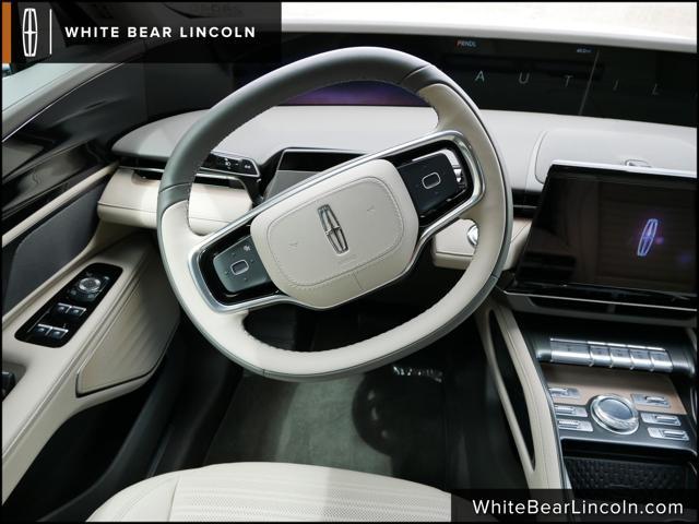 new 2024 Lincoln Nautilus car