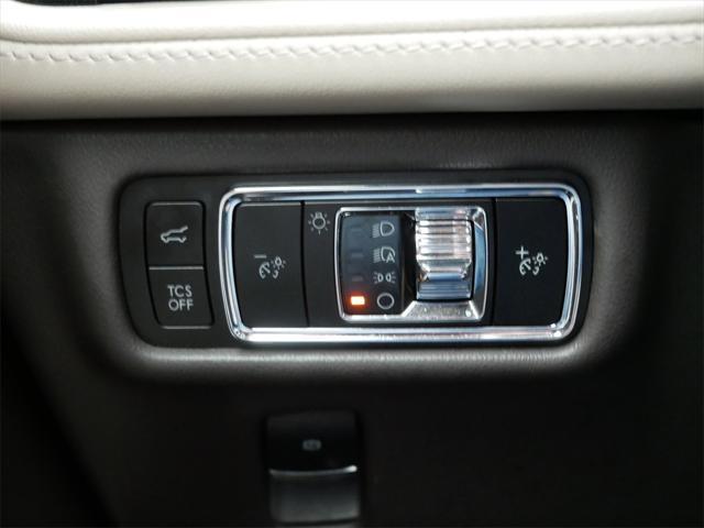 used 2023 Lincoln Nautilus car, priced at $42,995