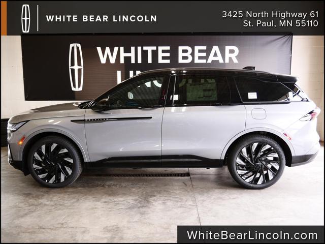 new 2024 Lincoln Nautilus car