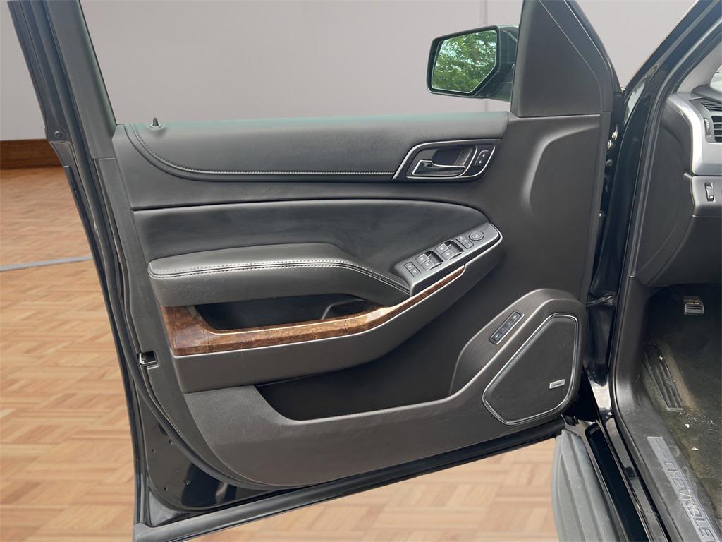 used 2016 Chevrolet Suburban car, priced at $10,995