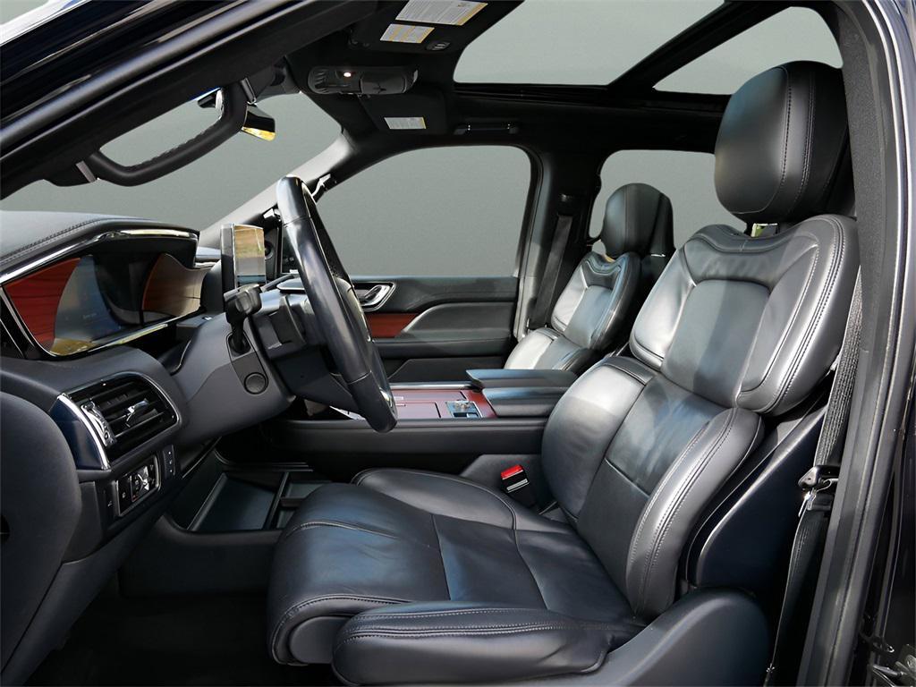 used 2024 Lincoln Navigator car, priced at $67,895