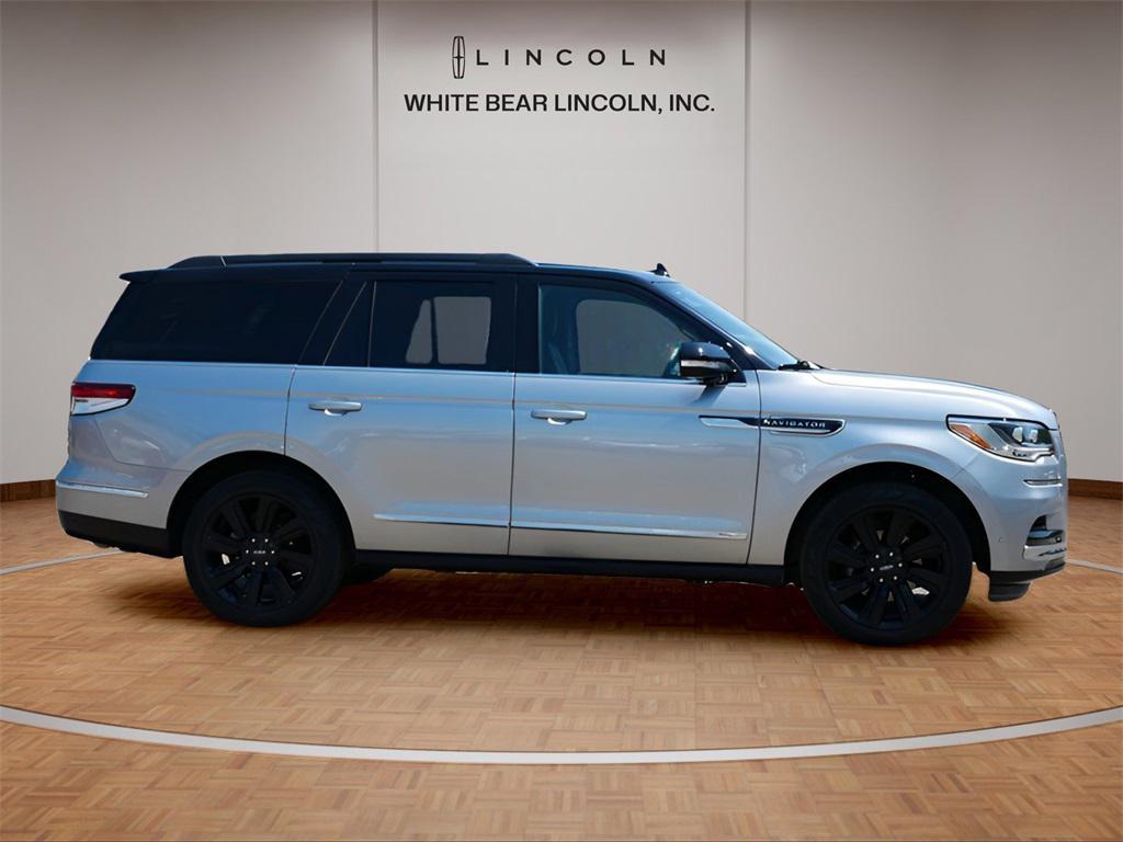 used 2024 Lincoln Navigator car, priced at $82,995