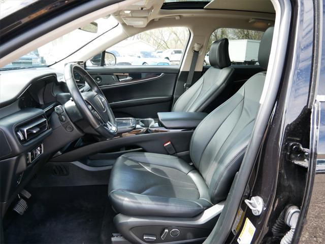 used 2023 Lincoln Nautilus car, priced at $40,995