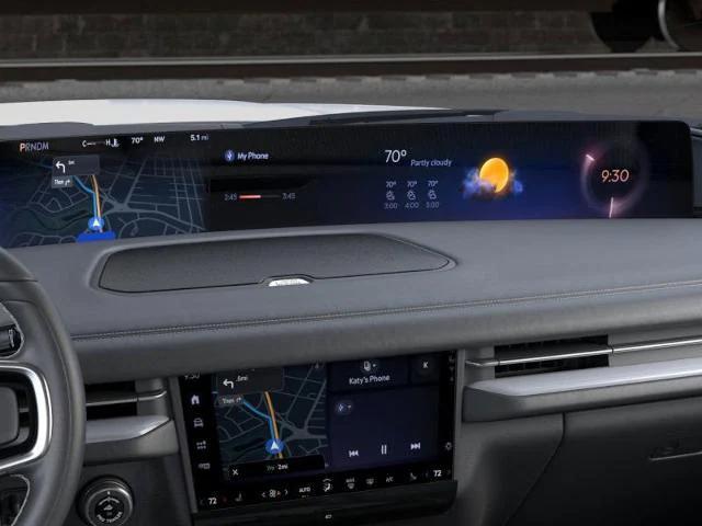 new 2025 Lincoln Navigator car, priced at $104,835