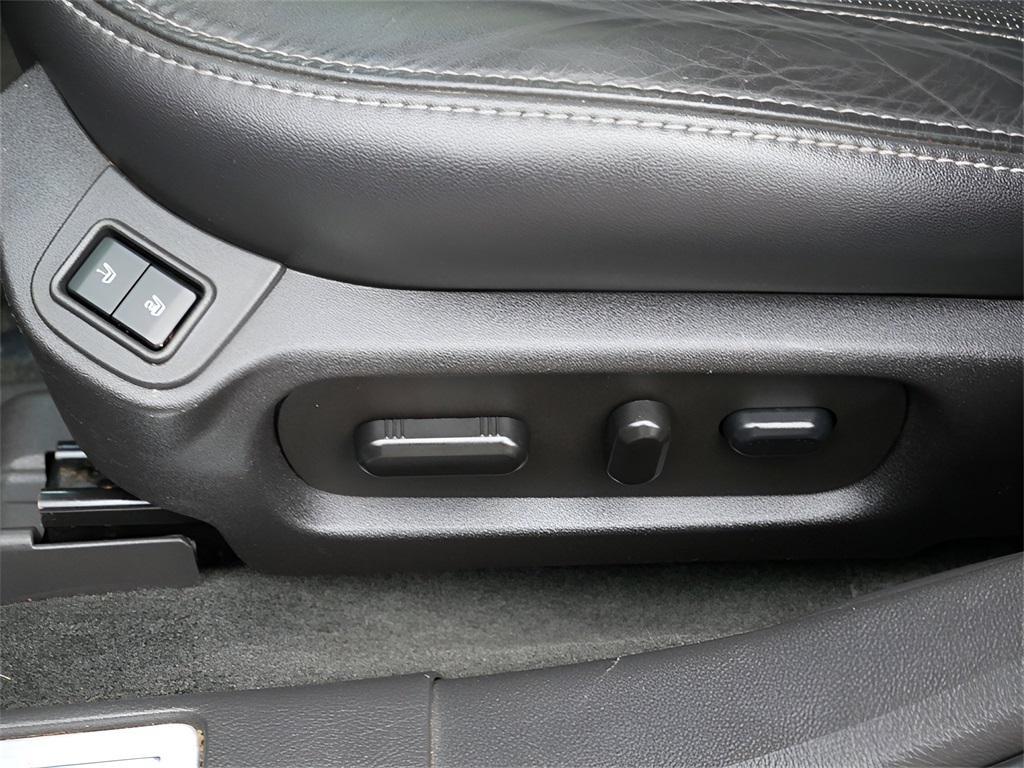 used 2018 Ford Taurus car, priced at $12,895