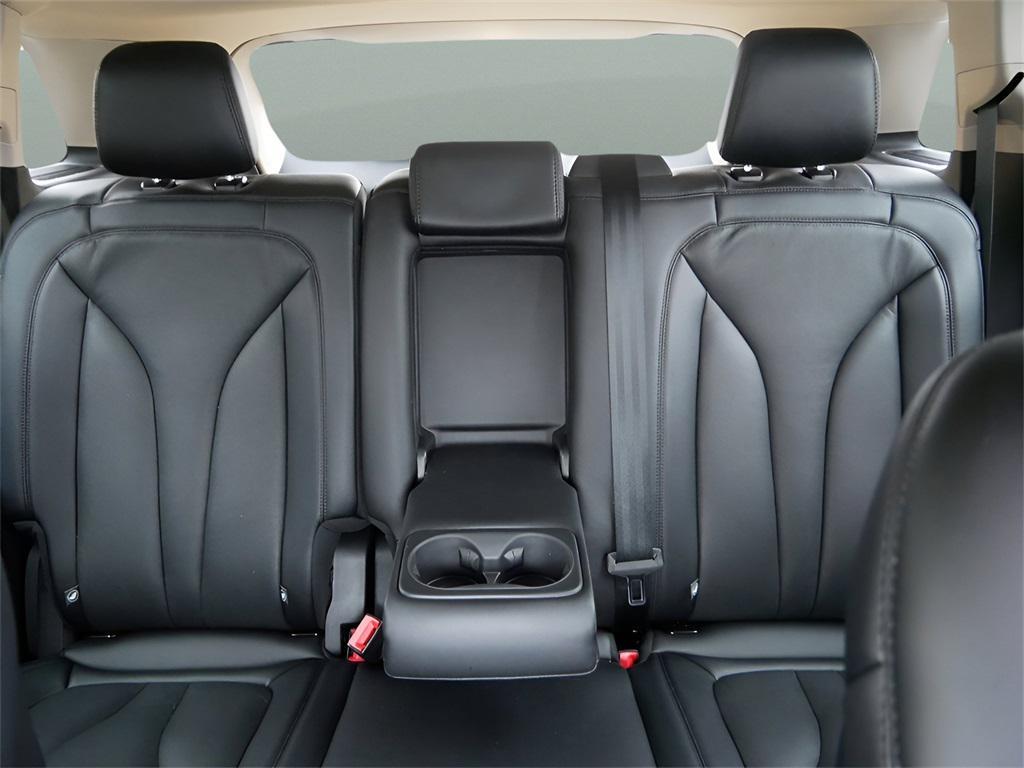 used 2023 Lincoln Nautilus car, priced at $43,000