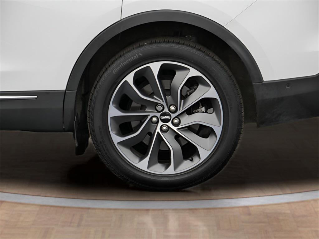 used 2023 Lincoln Nautilus car, priced at $43,000