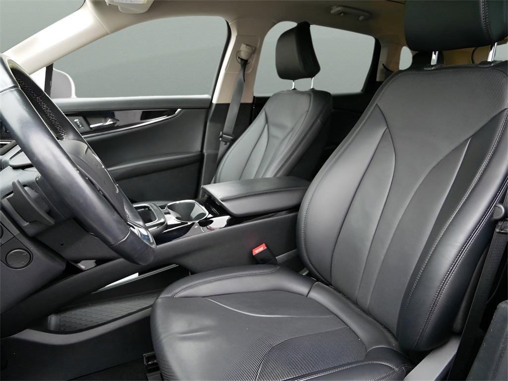 used 2023 Lincoln Nautilus car, priced at $43,000