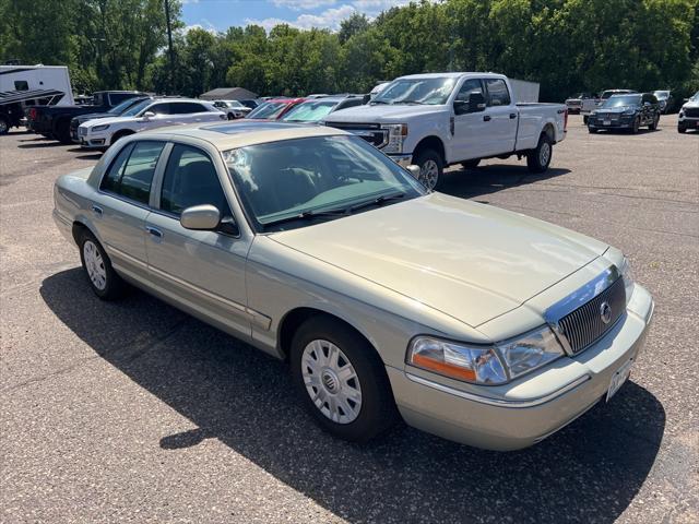 used 2004 Mercury Grand Marquis car, priced at $12,995