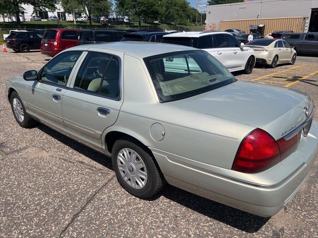 used 2004 Mercury Grand Marquis car, priced at $12,995