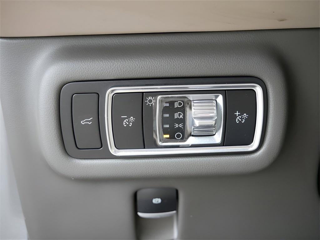 used 2024 Lincoln Nautilus car, priced at $56,995