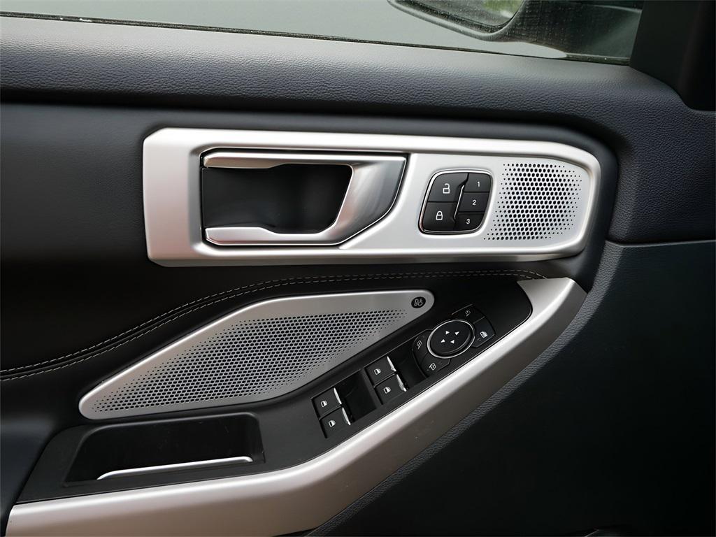 used 2024 Ford Explorer car, priced at $42,995