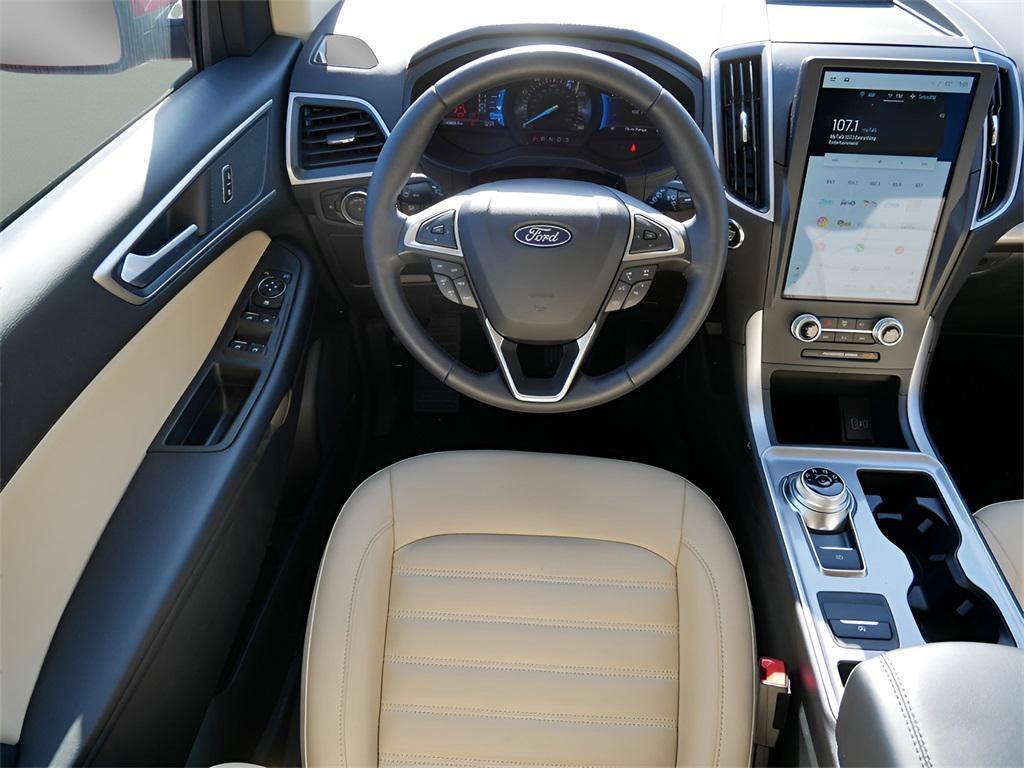 used 2024 Ford Edge car, priced at $28,495