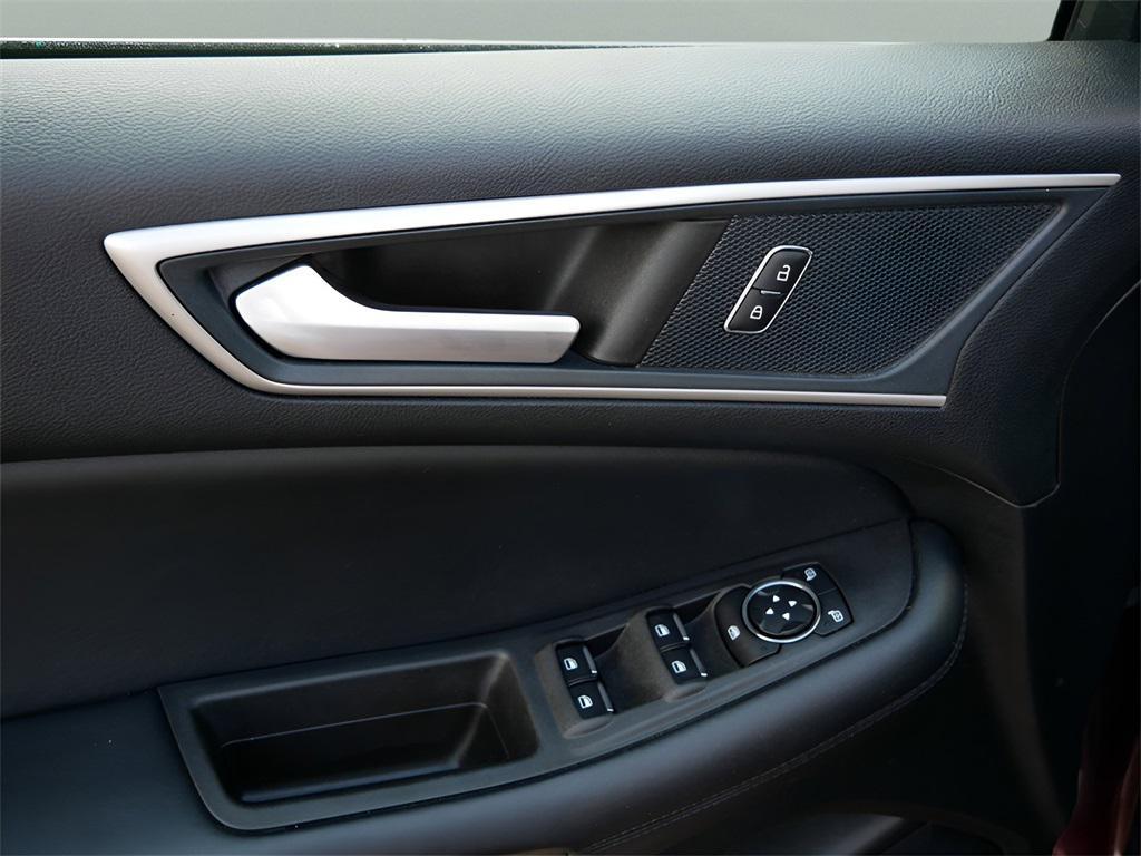 used 2024 Ford Edge car, priced at $27,695