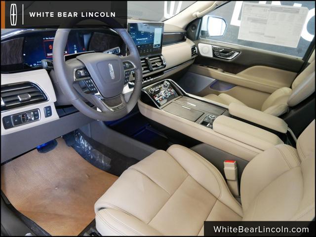 new 2024 Lincoln Navigator car