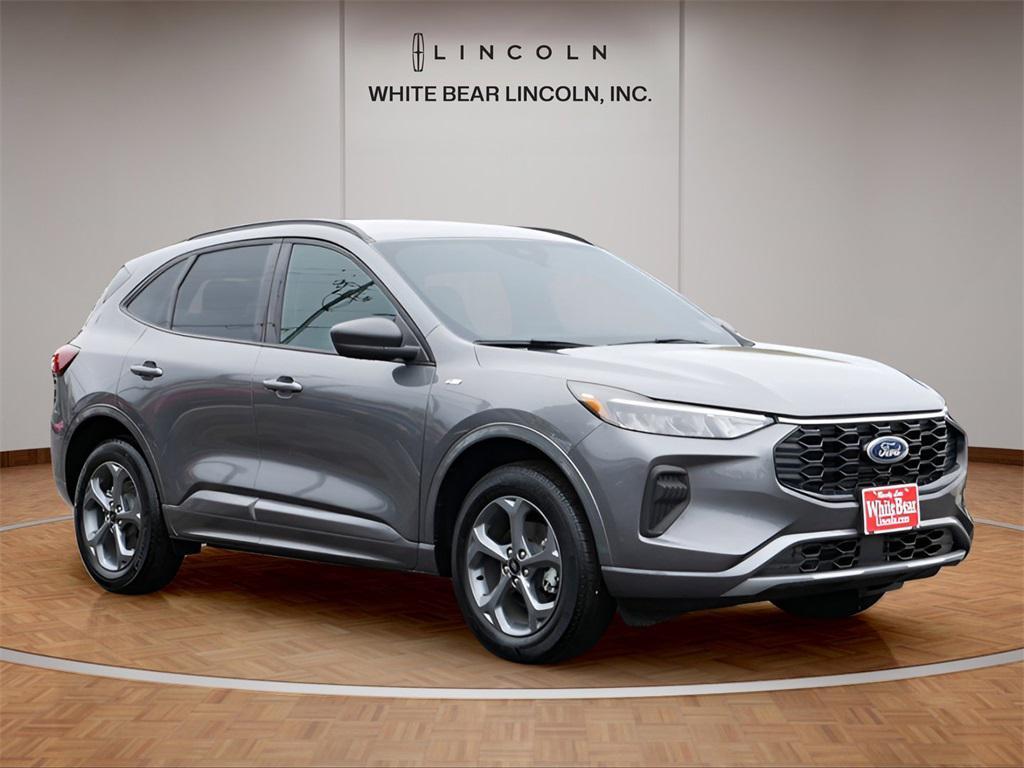 used 2024 Ford Escape car, priced at $27,500