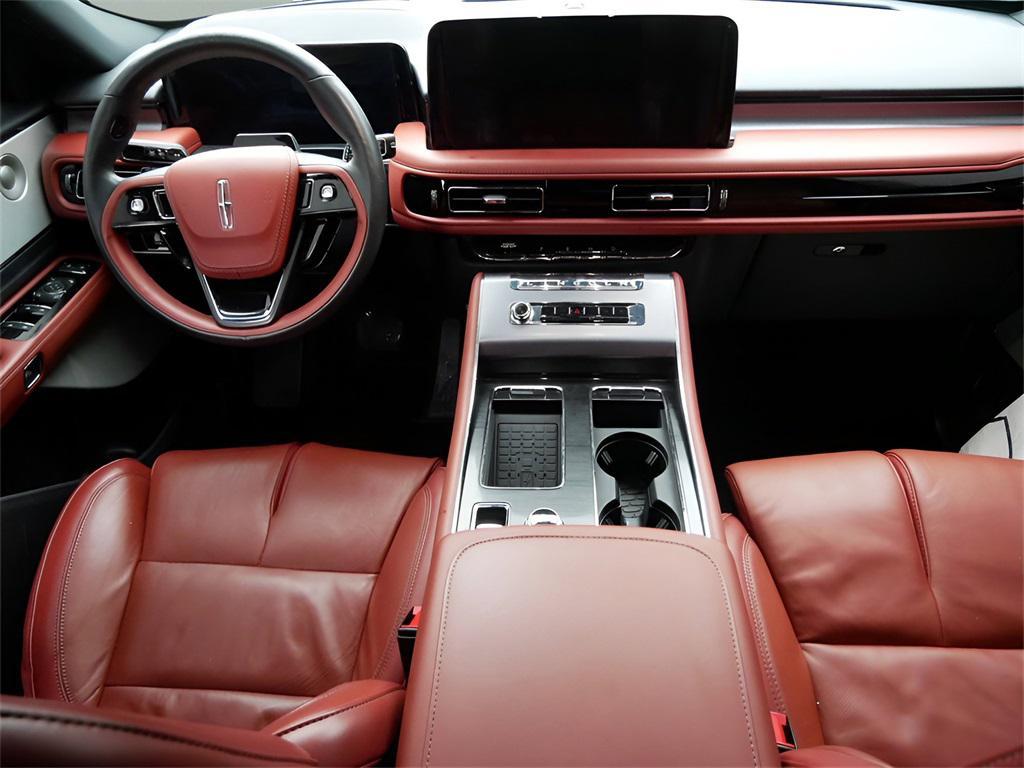 used 2025 Lincoln Aviator car, priced at $64,995