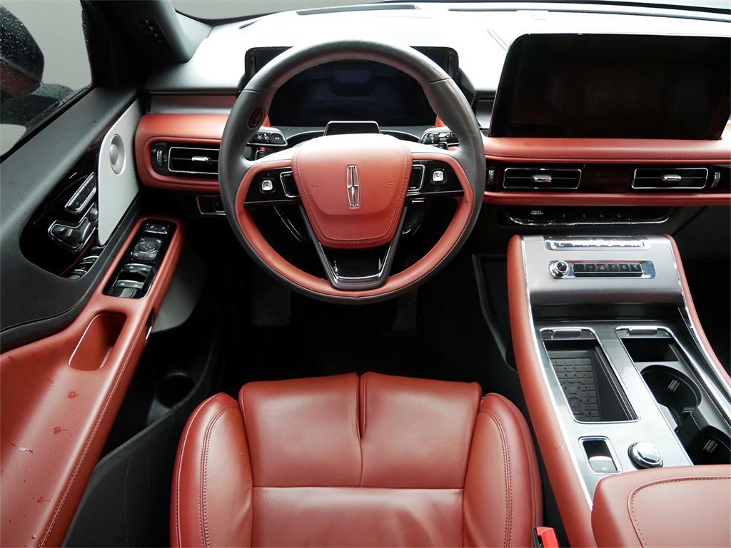 used 2025 Lincoln Aviator car, priced at $64,995
