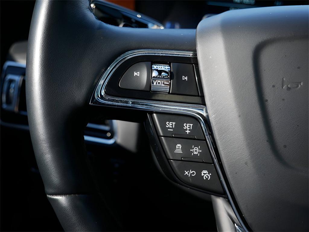 used 2024 Lincoln Navigator car, priced at $80,995