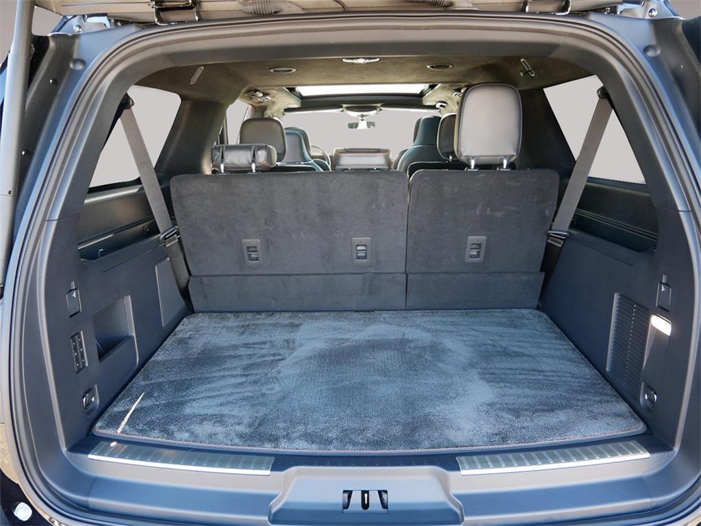 used 2024 Lincoln Navigator car, priced at $80,995