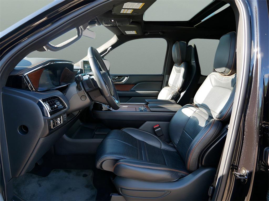 used 2024 Lincoln Navigator car, priced at $80,995