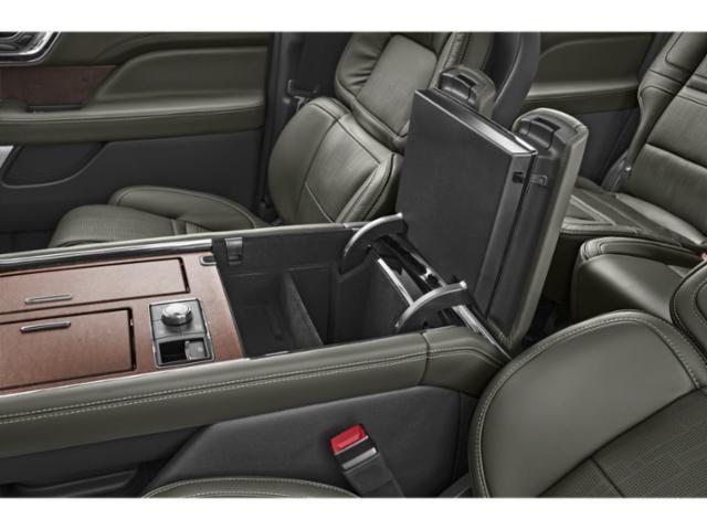 used 2024 Lincoln Navigator car