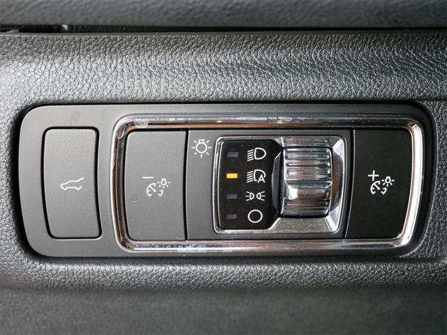 used 2023 Lincoln Corsair car, priced at $38,995